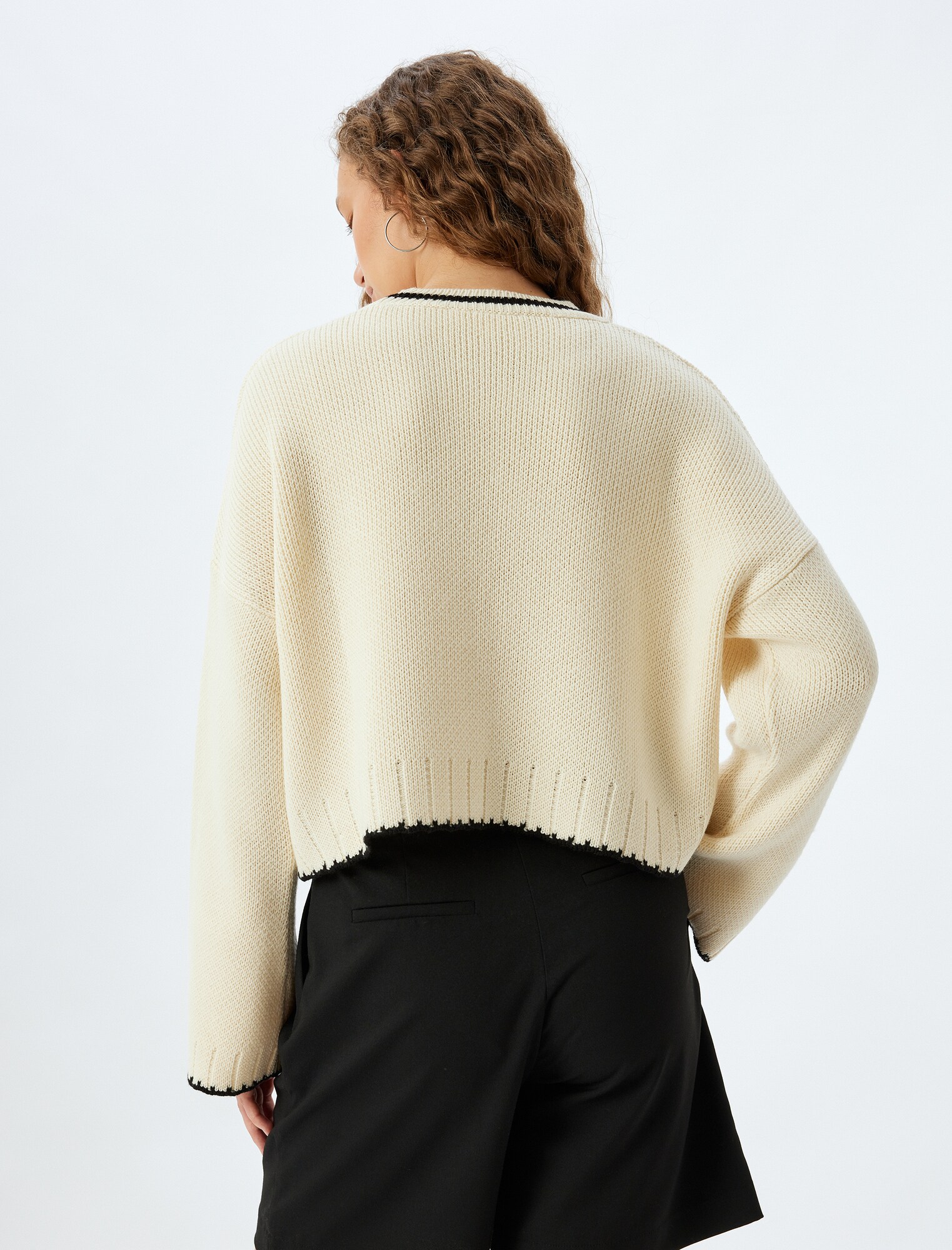 Thumbnail - Pullover