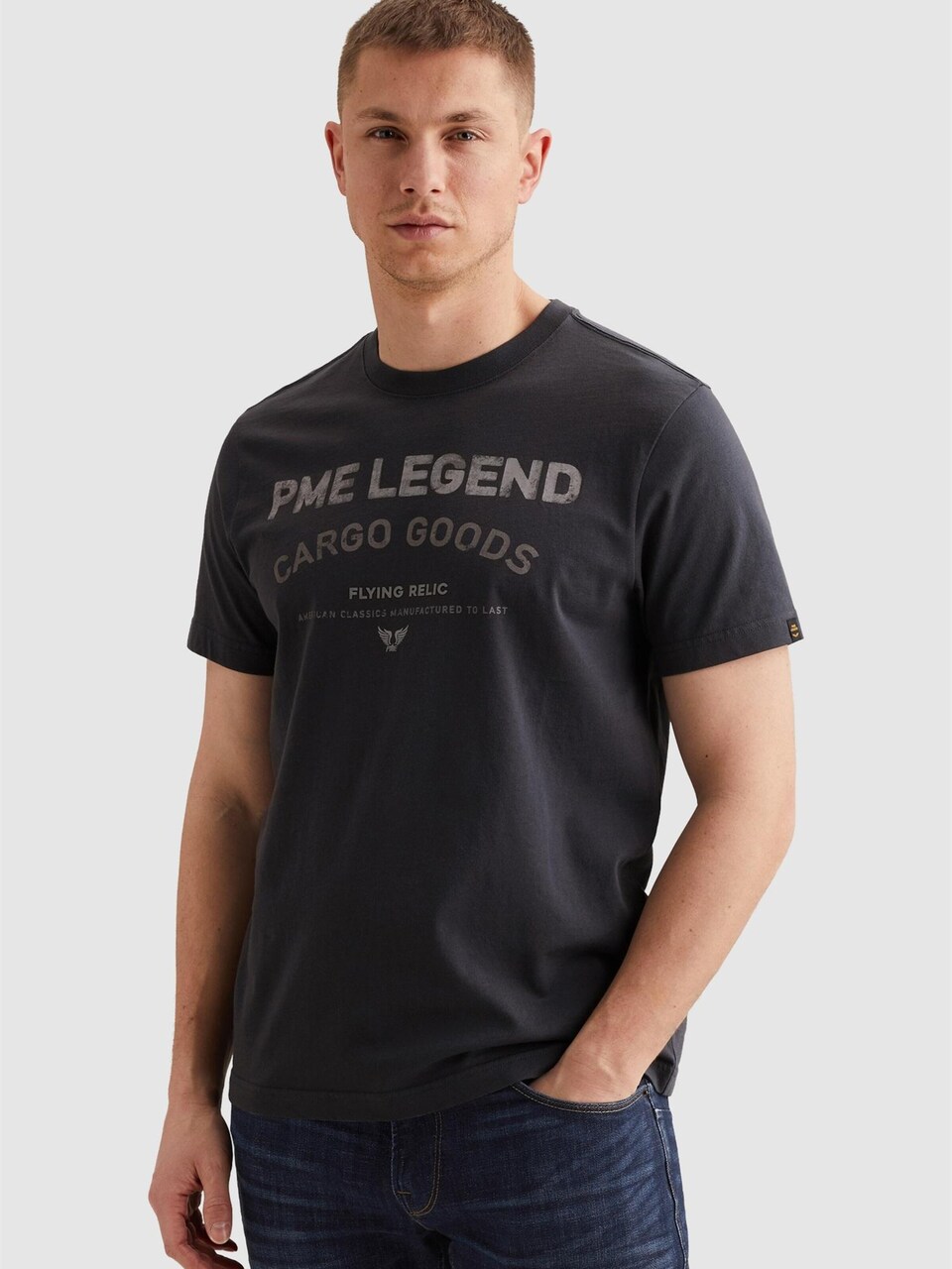 T-shirt 'T-shirt with signature artwork'
