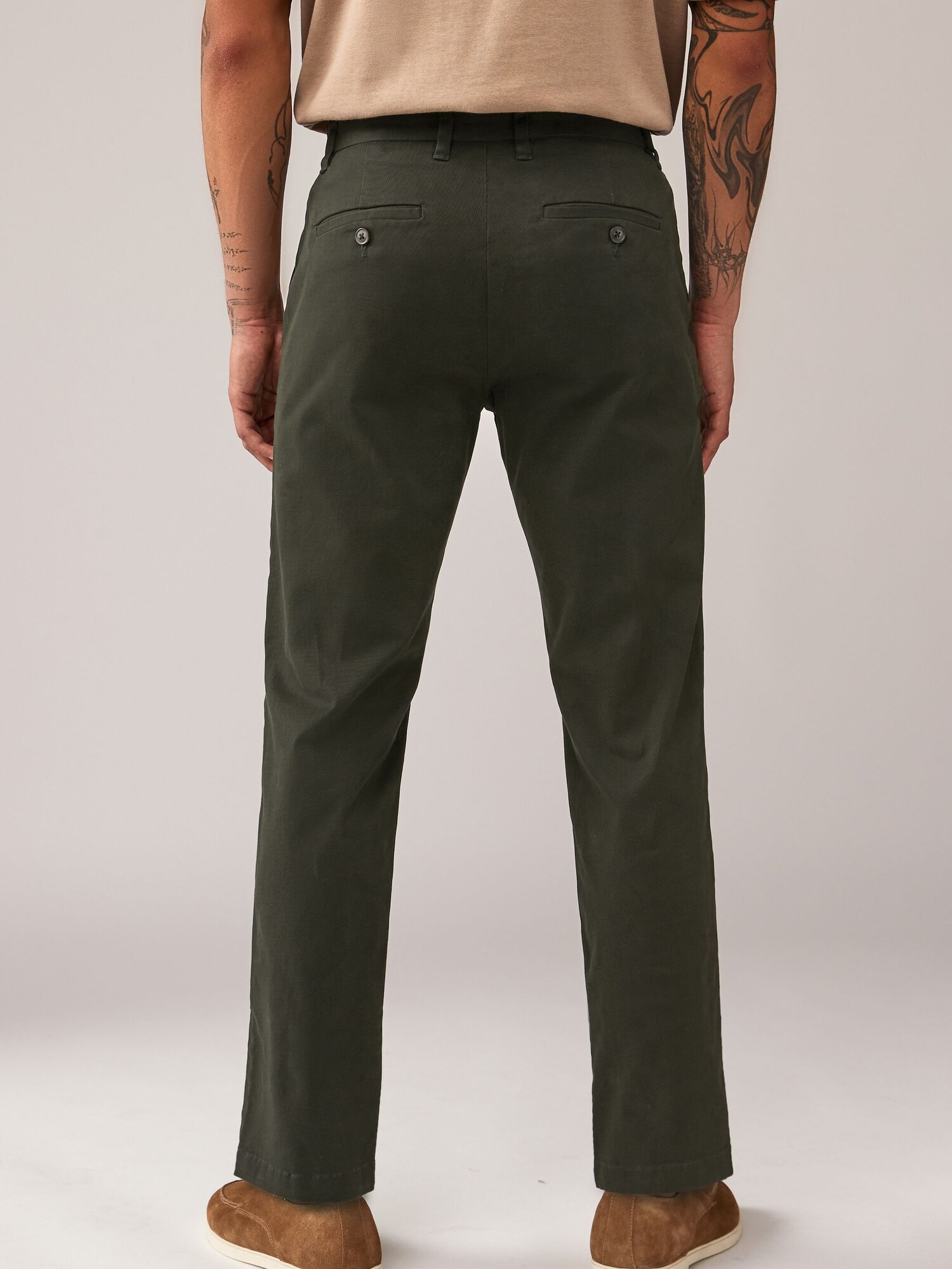 Next Chino nadrág khaki termék 2. képe