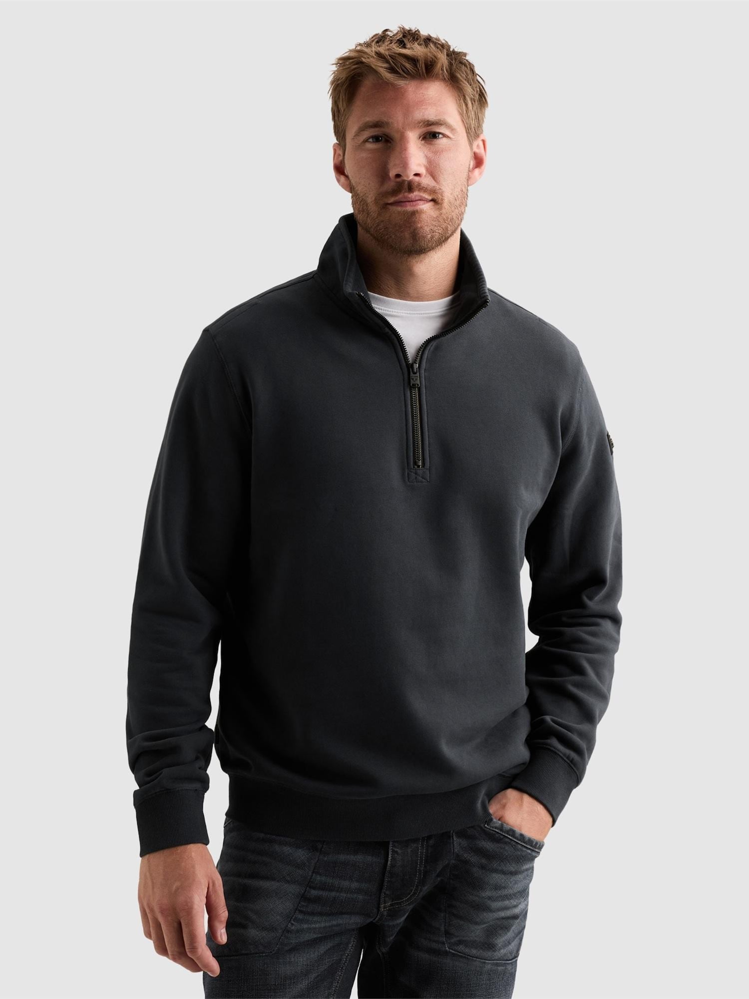 Sweatshirt 'Sweatshirt with half-zip and garment-dye wash'