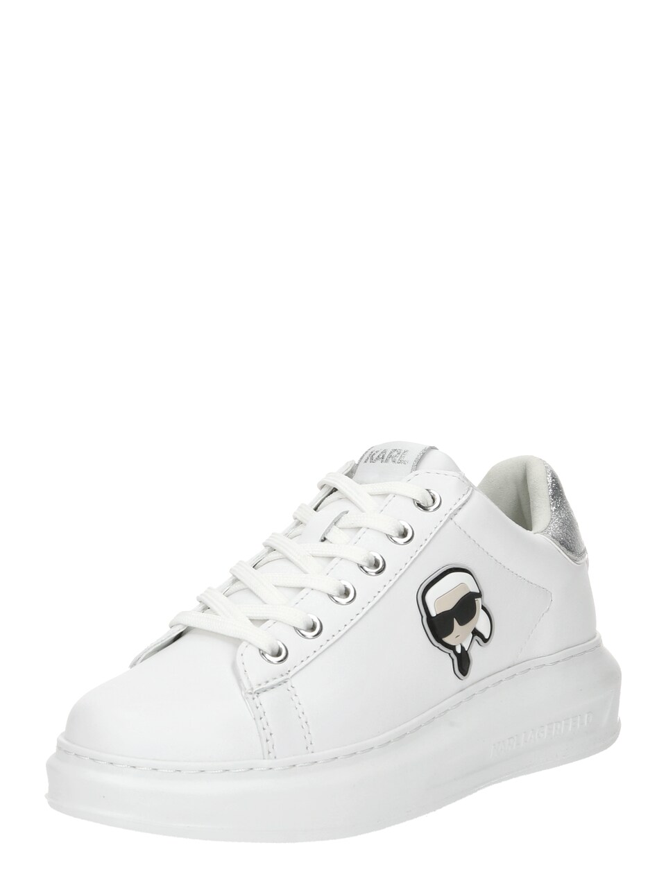 Låg sneaker kräm / svart / silver