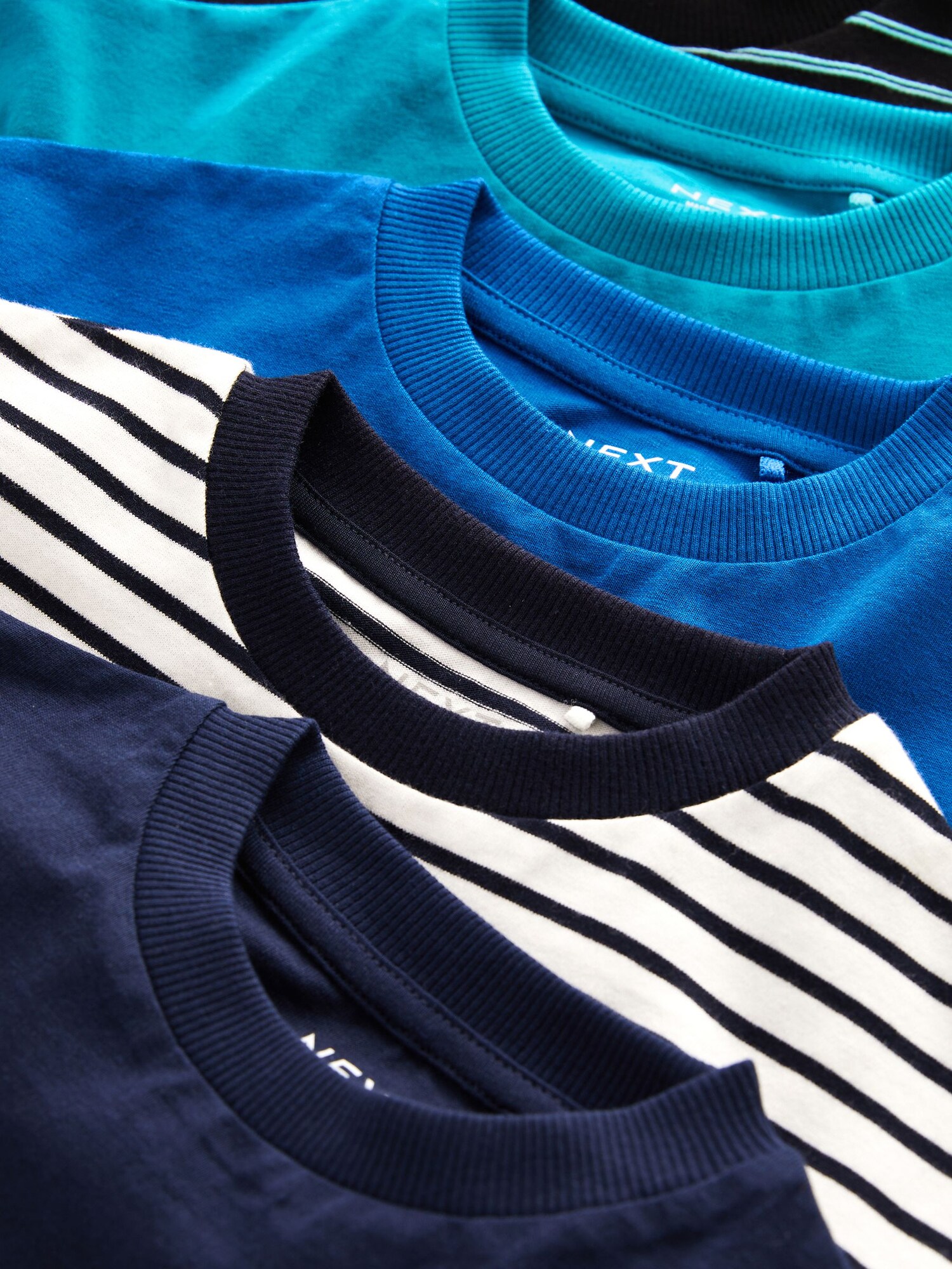 Thumbnail - Next Shirt
