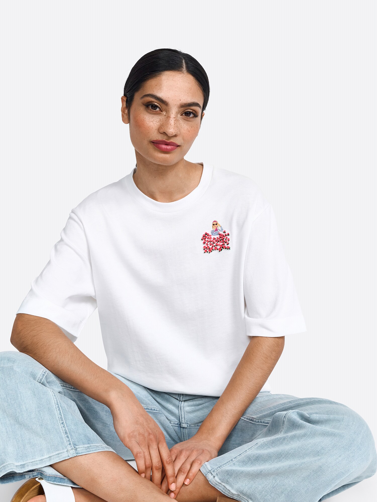 Thumbnail - T-Shirt