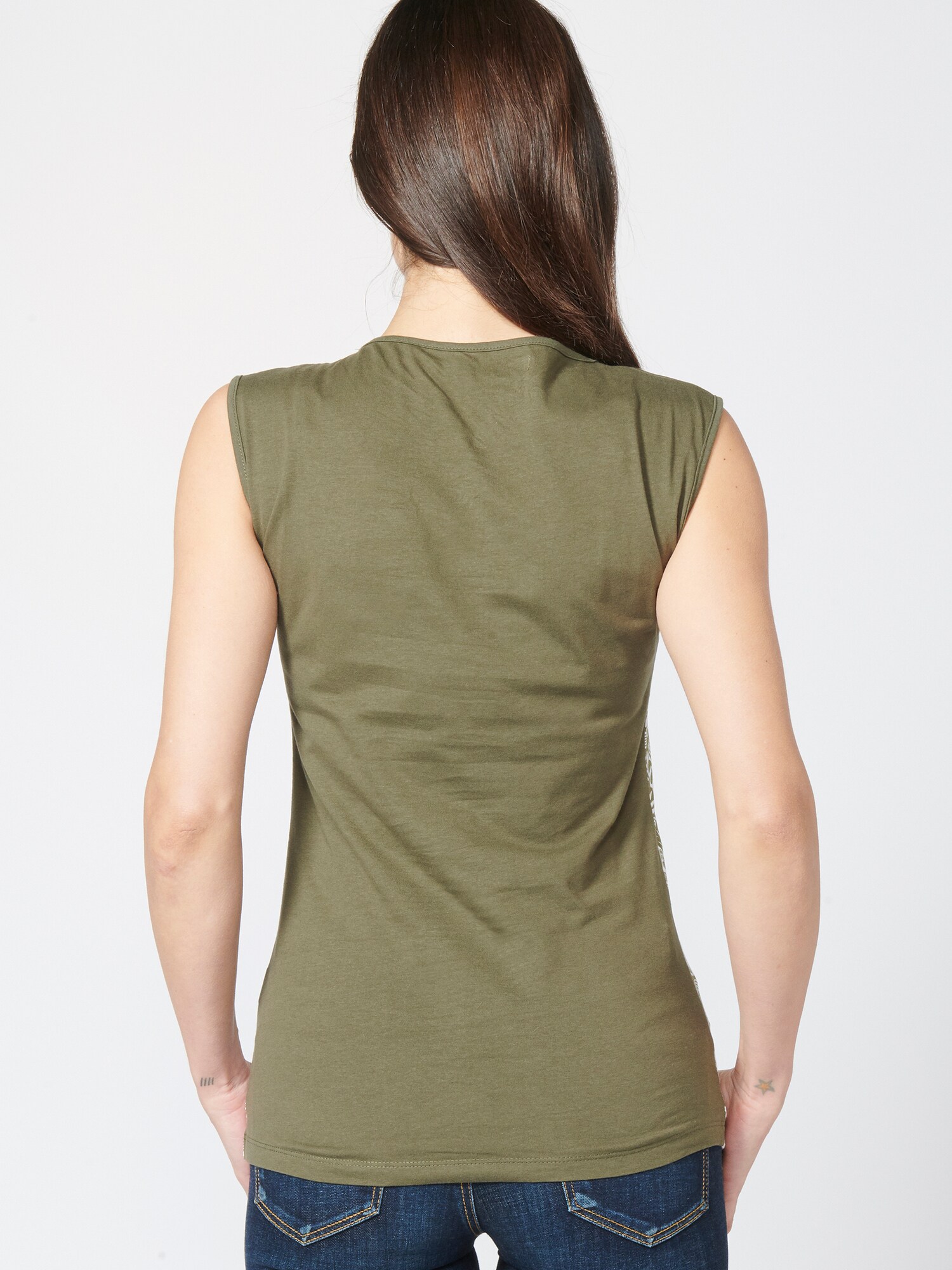Thumbnail - T-Shirt