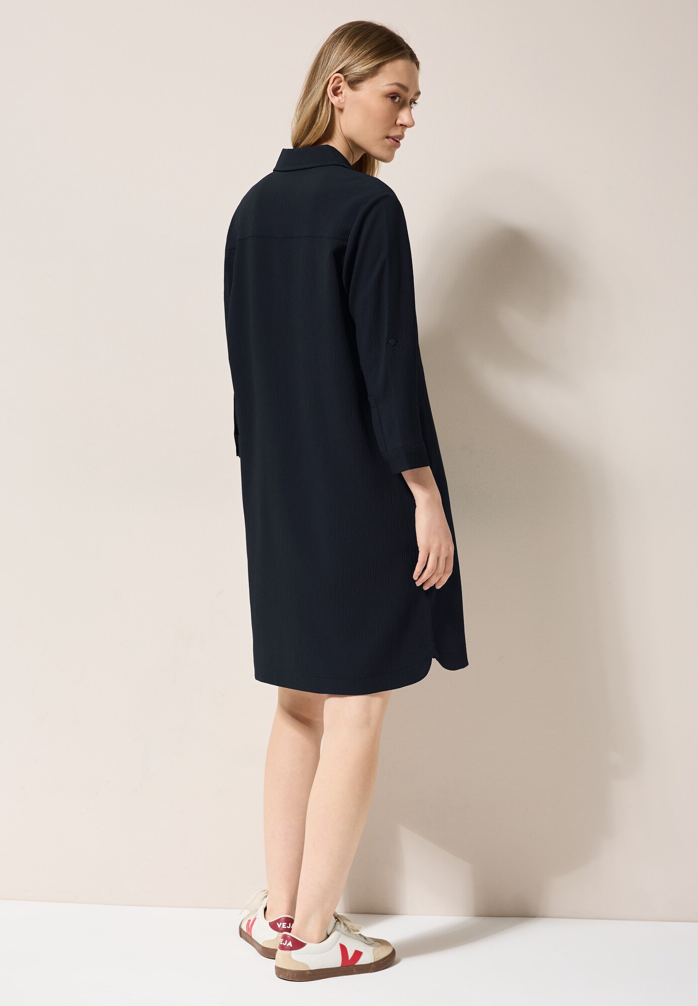 Thumbnail - Kleid