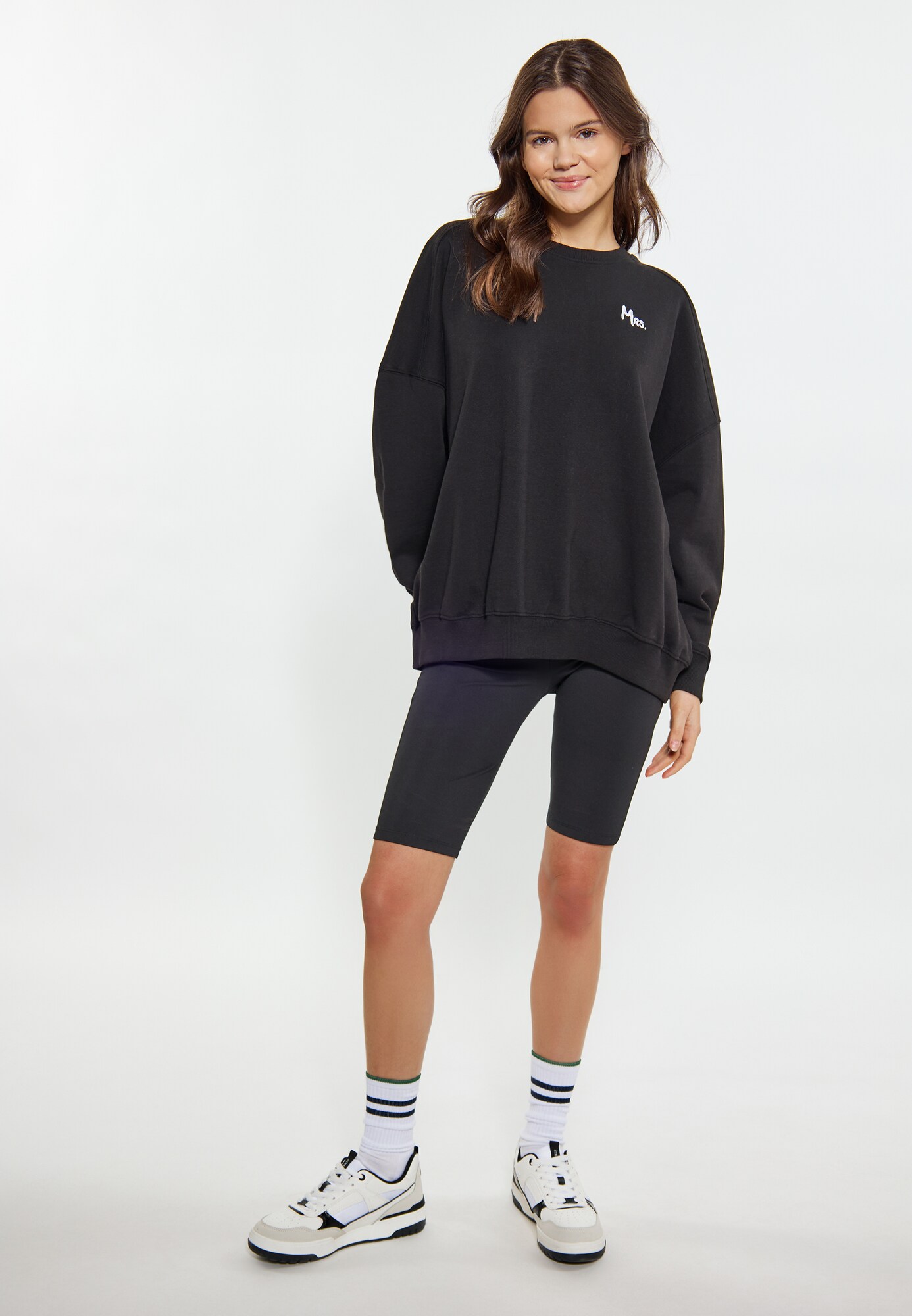 Thumbnail - MYMO Sweatshirt
