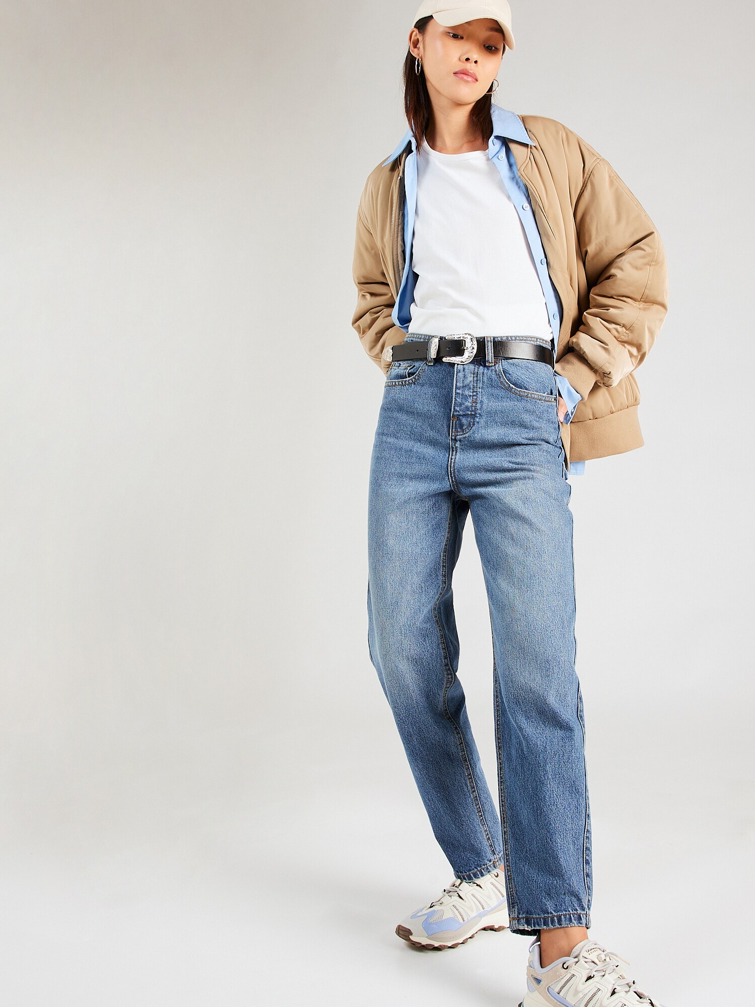 Thumbnail - Jeans