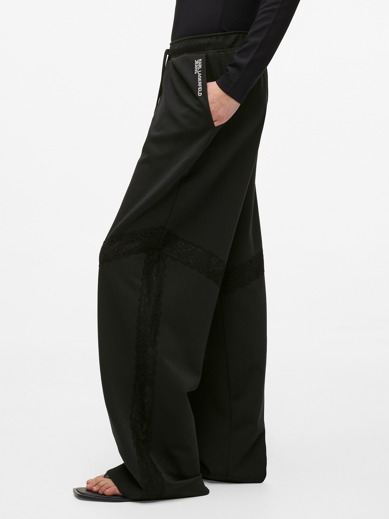 KARL LAGERFELD JEANS Pantalón  negro / blanco – imagen 4