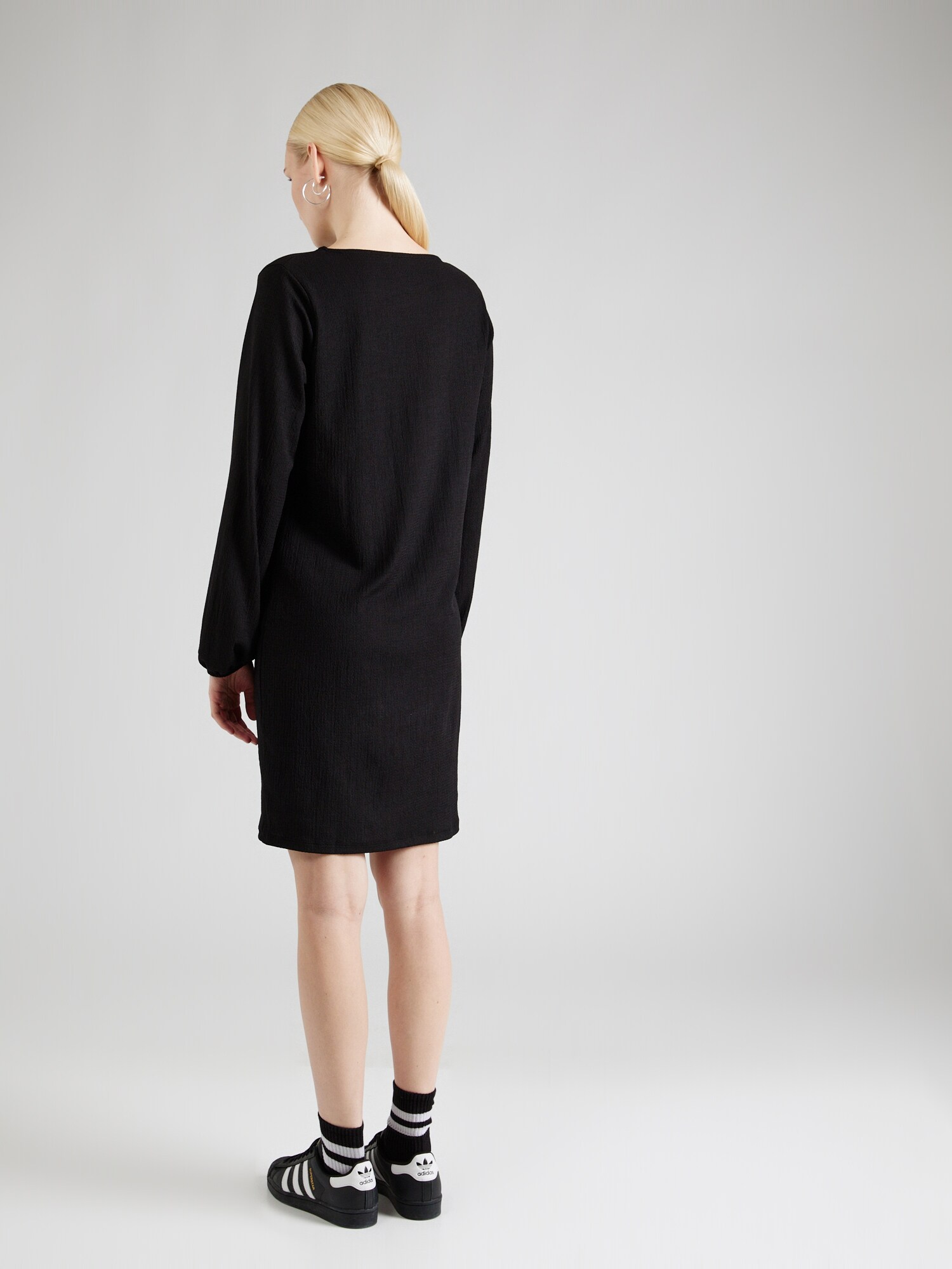 Thumbnail - Kleid
