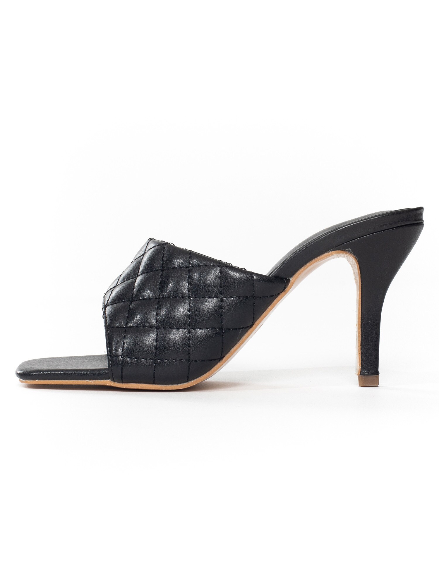 Celena Saboți Cundrie  negru