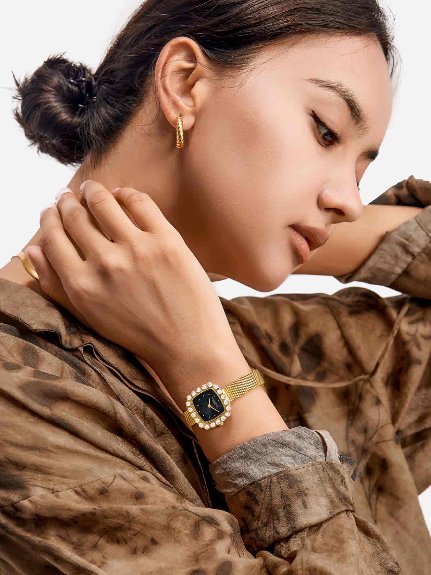 Thumbnail - Victoria Hyde Uhr