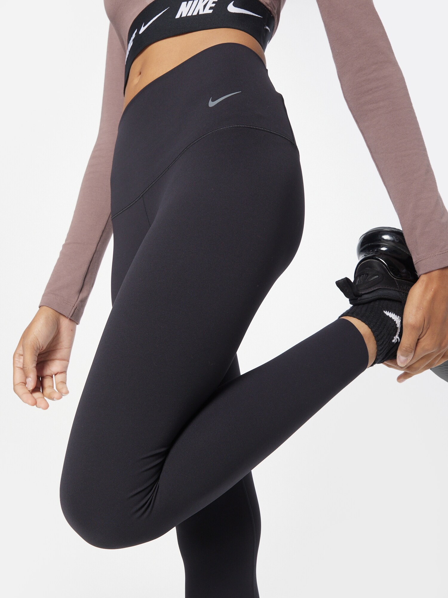 NIKE Športové nohavice 'ZENVY' sivá / čierna (obrázok 5)