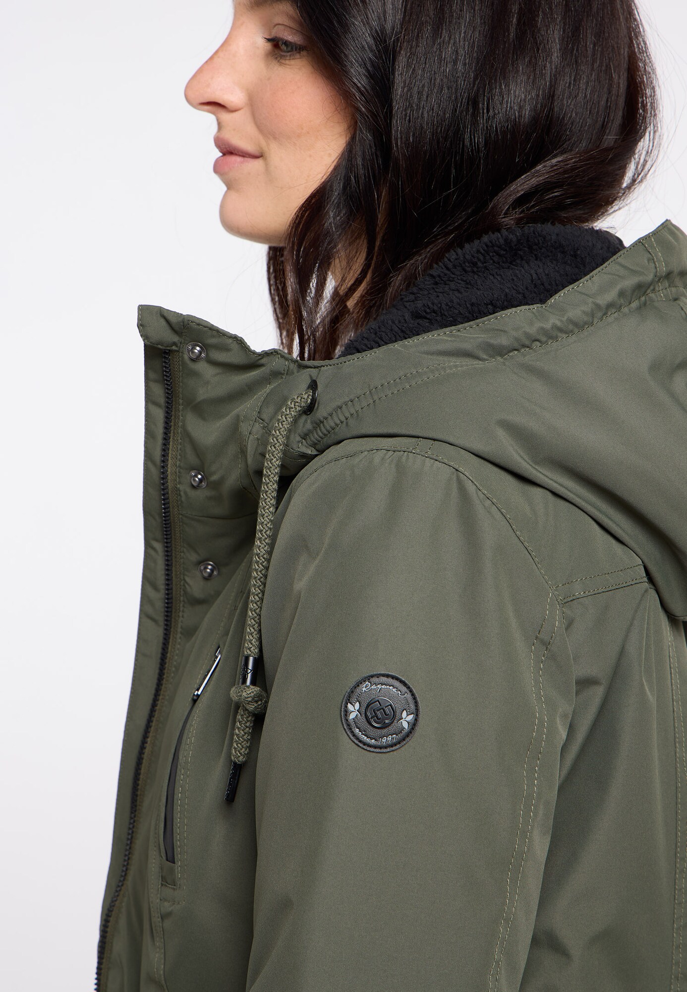 Thumbnail - Parka