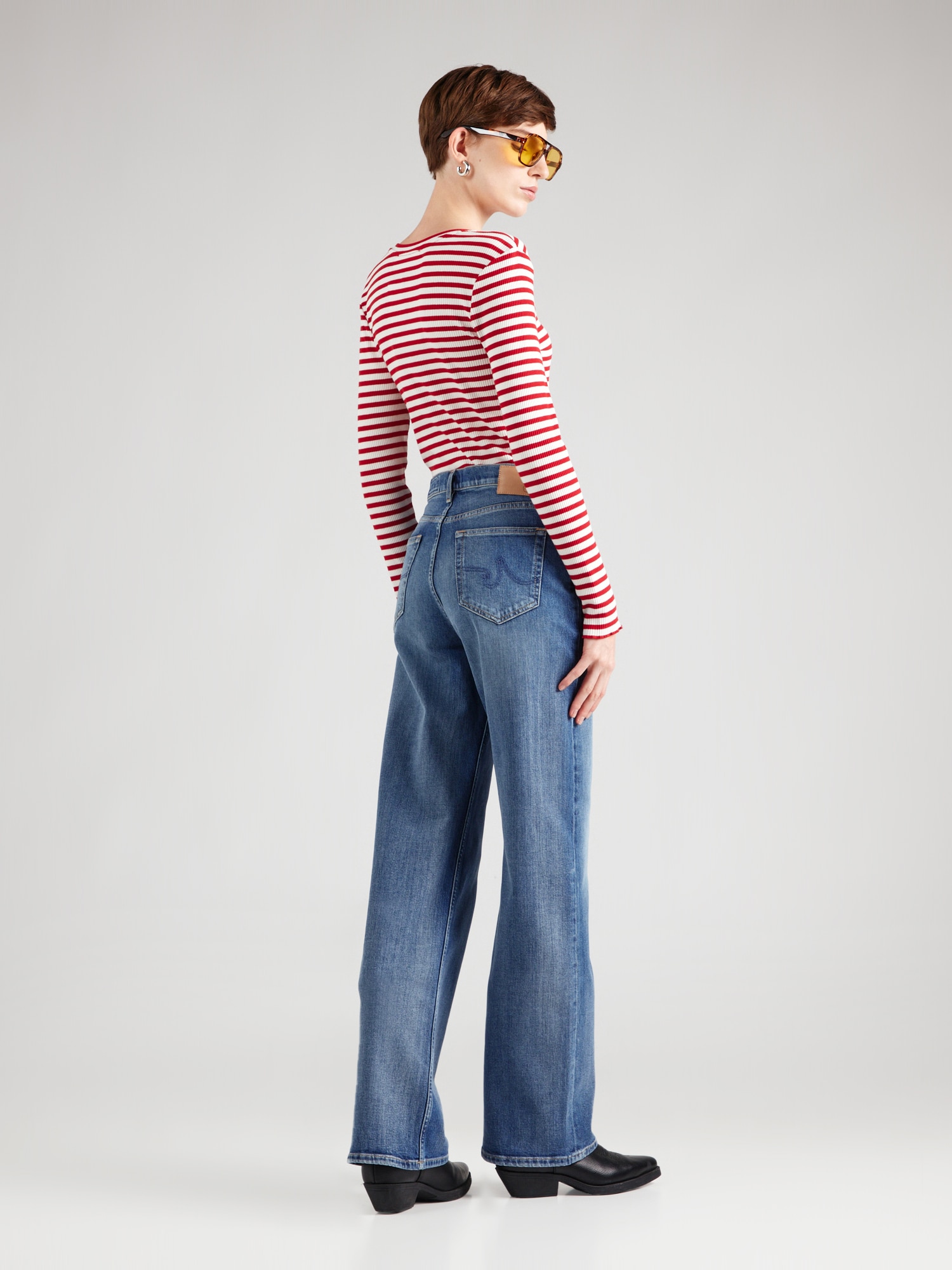Thumbnail - Jeans