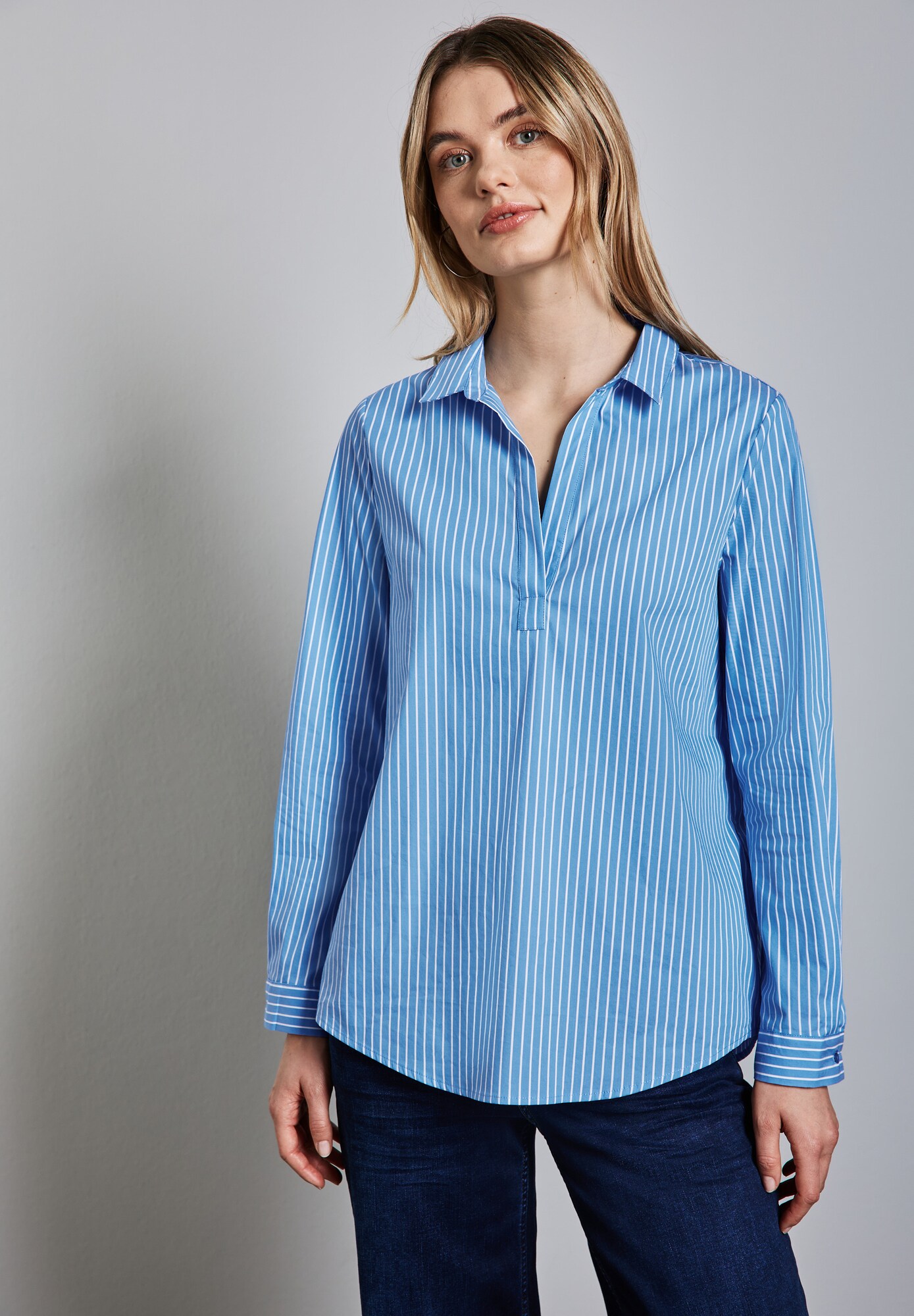 Thumbnail - Lange Business-Bluse