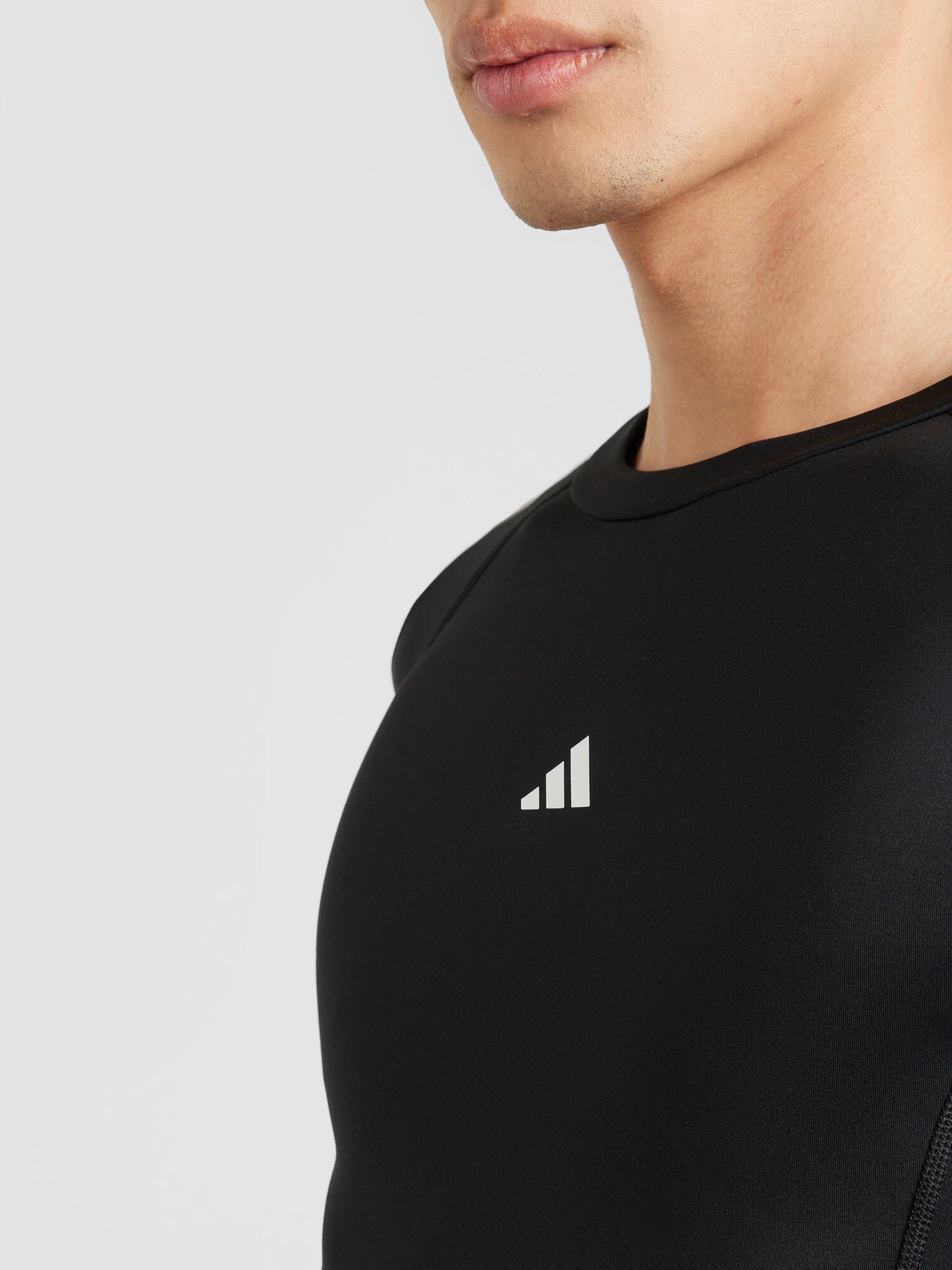 ADIDAS PERFORMANCE Funkčné tričko 'TECHFIT Compression Training 3-Stripes Long Sleeve' čierna / biela (obrázok 5)