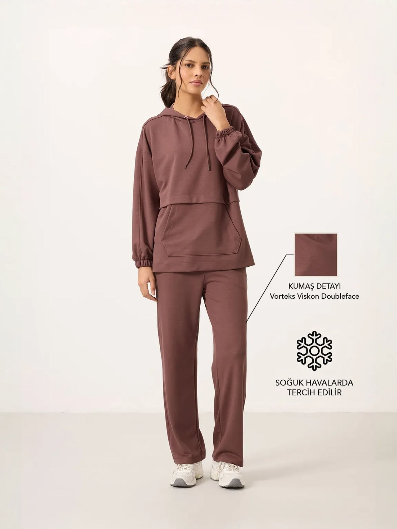 Tommy Life Jogging komplet smeđa