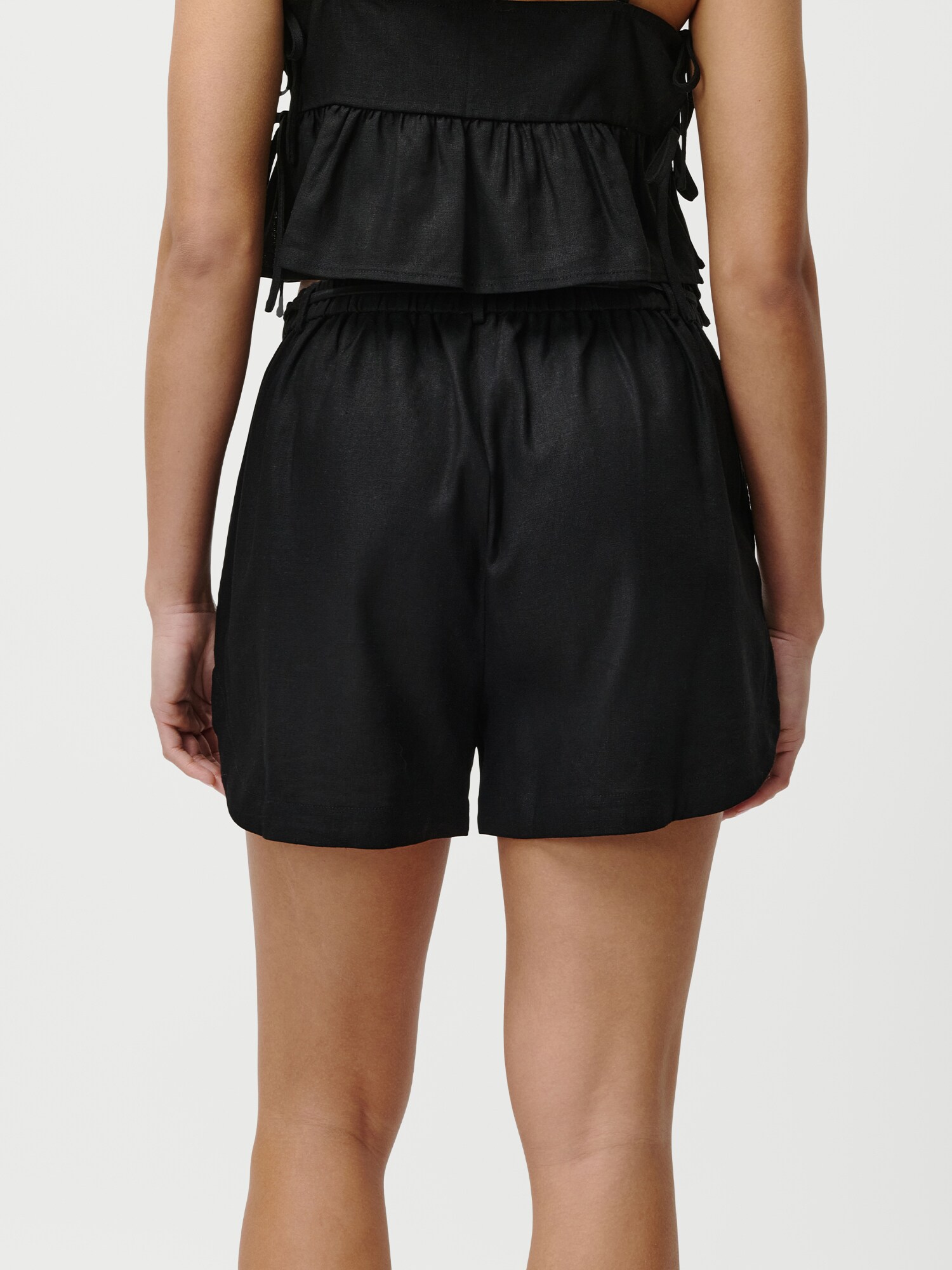 Thumbnail - Shorts 'Antonina'