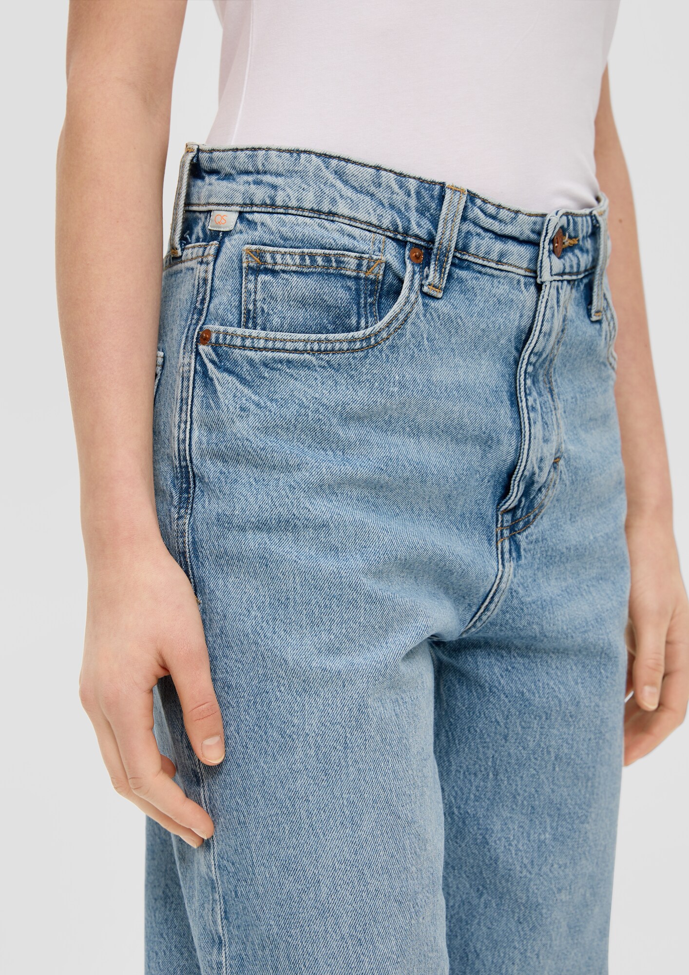 Thumbnail - Jeans