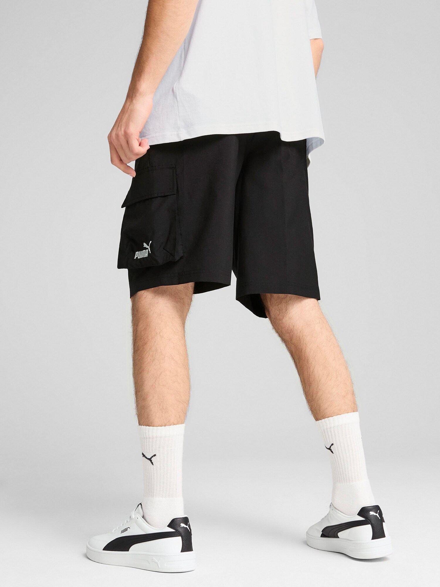 Thumbnail - Shorts 'Essentials'