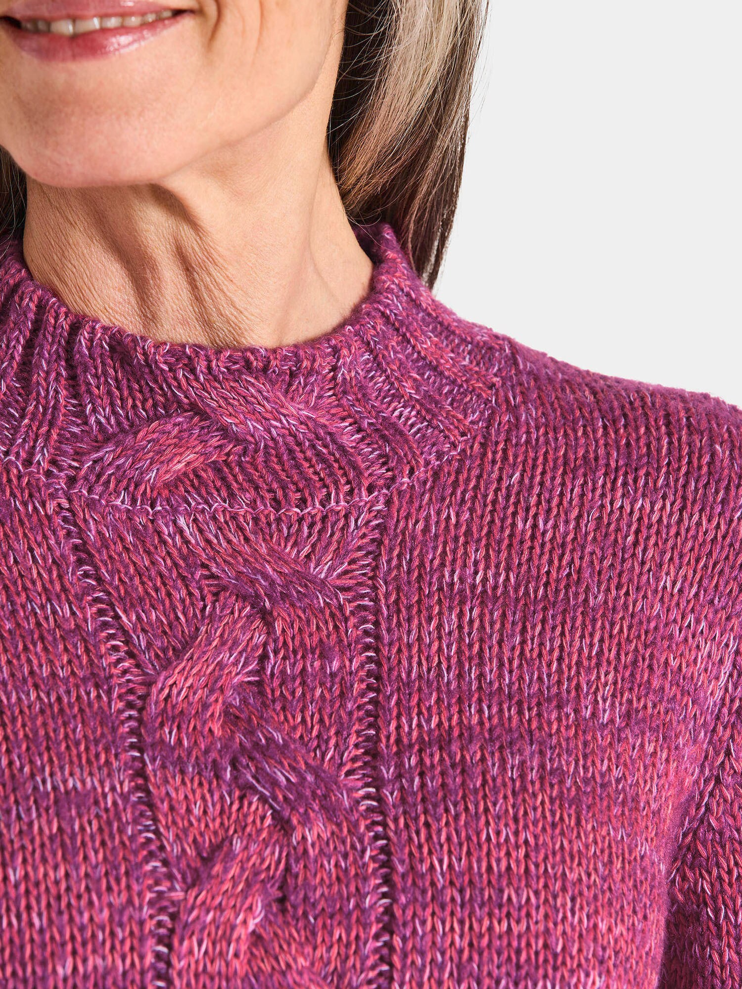 Thumbnail - Goldner Pullover