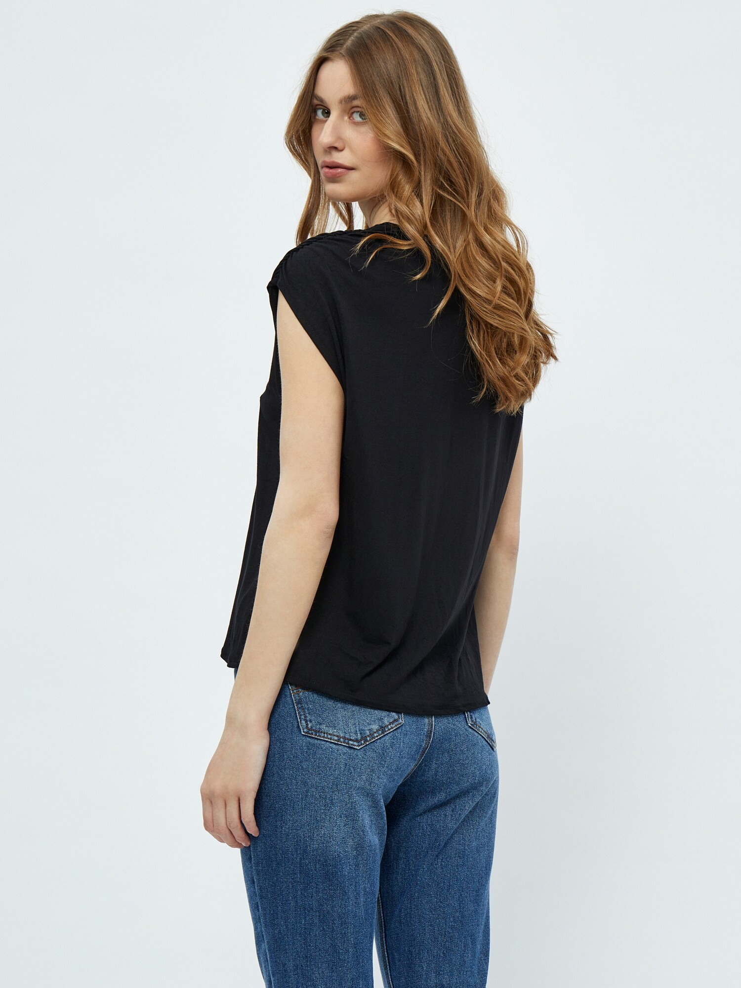 Thumbnail - Peppercorn T-Shirt Rosalinda