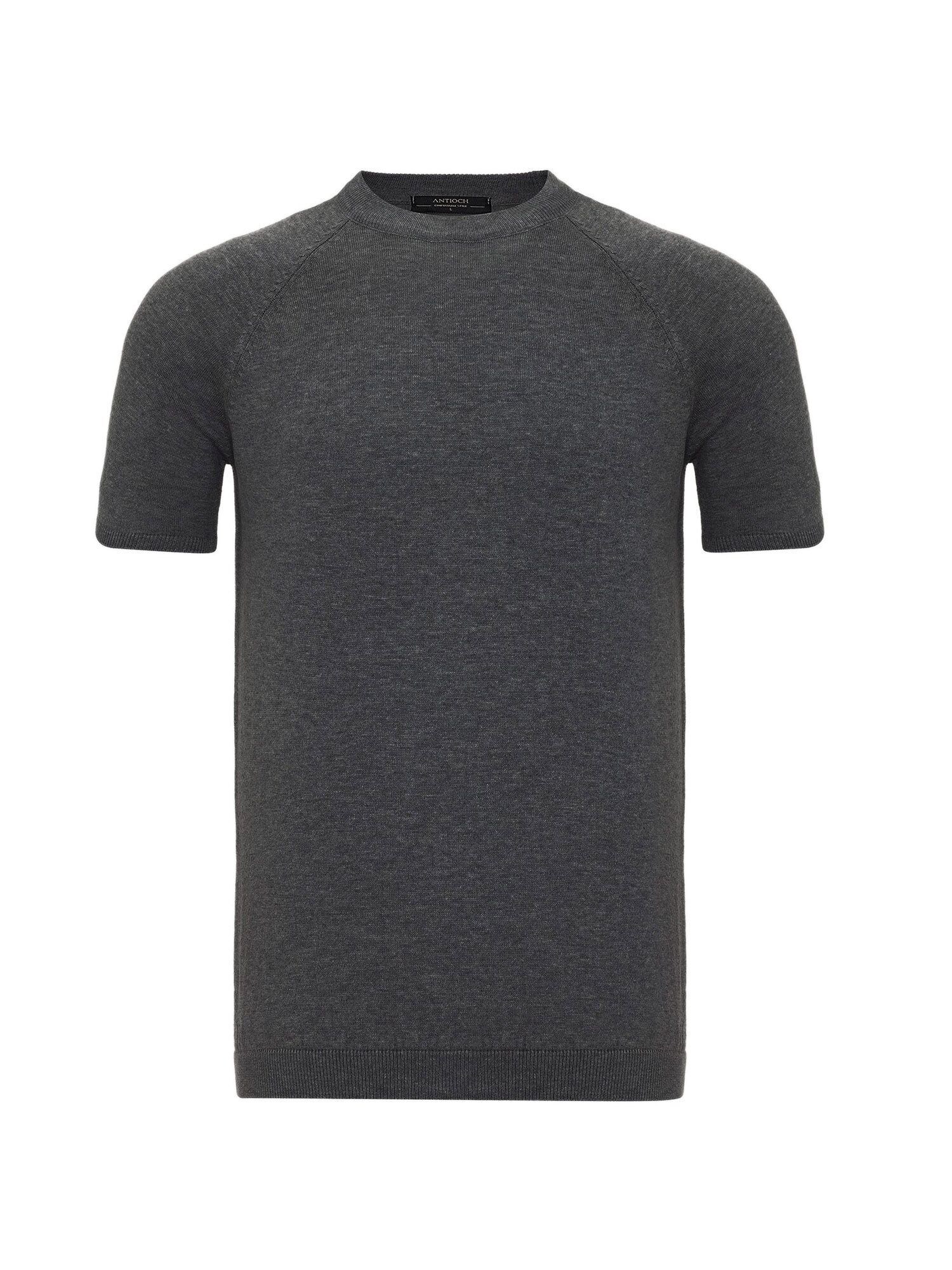 Thumbnail - T-Shirt