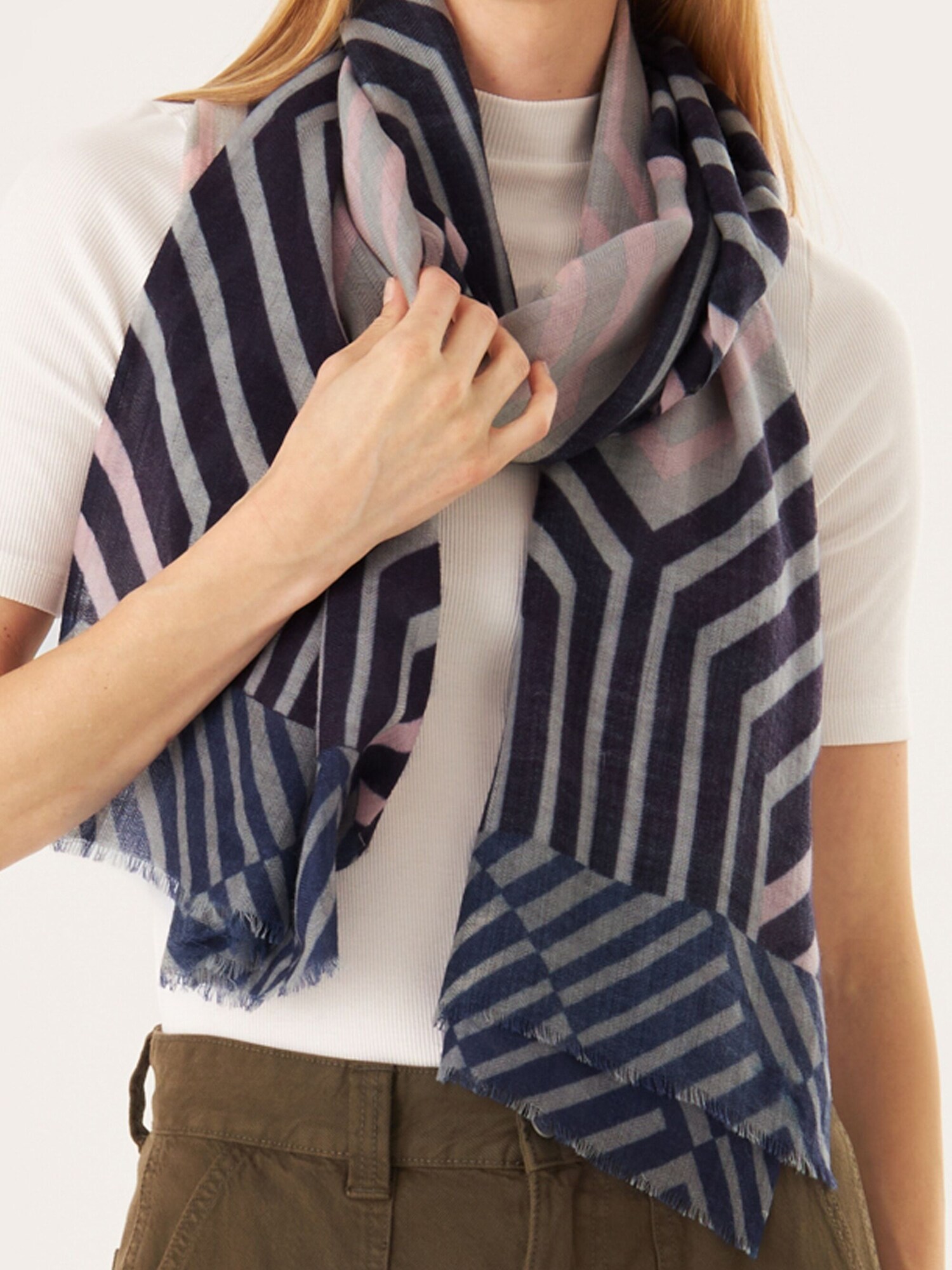 Thumbnail - CODELLO Schal