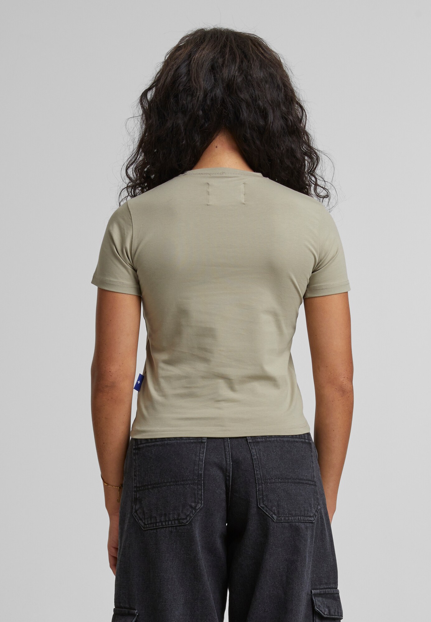Thumbnail - Pequs T-Shirt