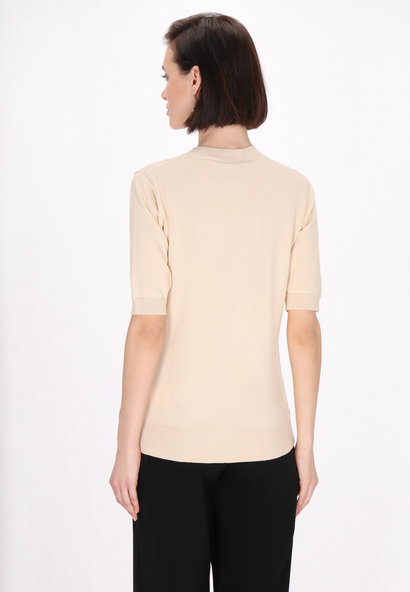 Thumbnail - usha BLACK LABEL Pullover