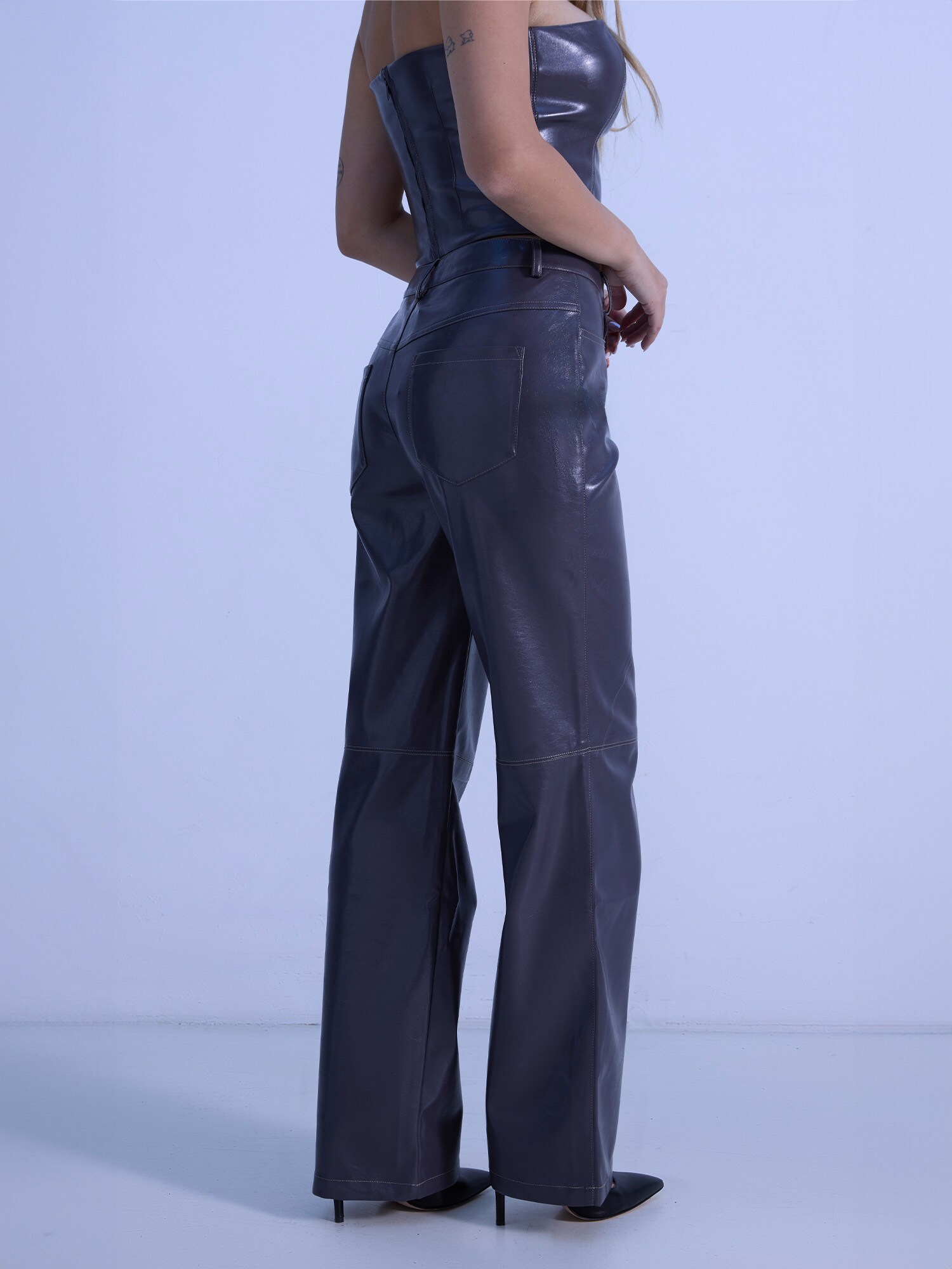 Thumbnail - Hose