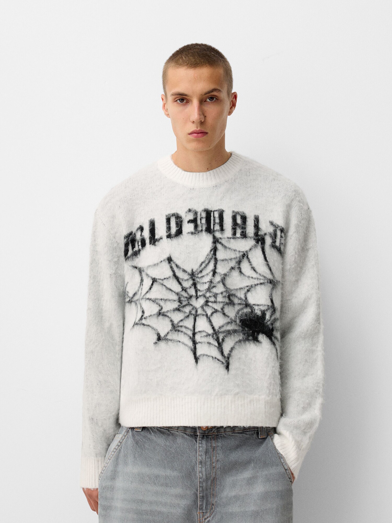 Bershka Pulóver  fekete / piszkosfehér termék 2. képe