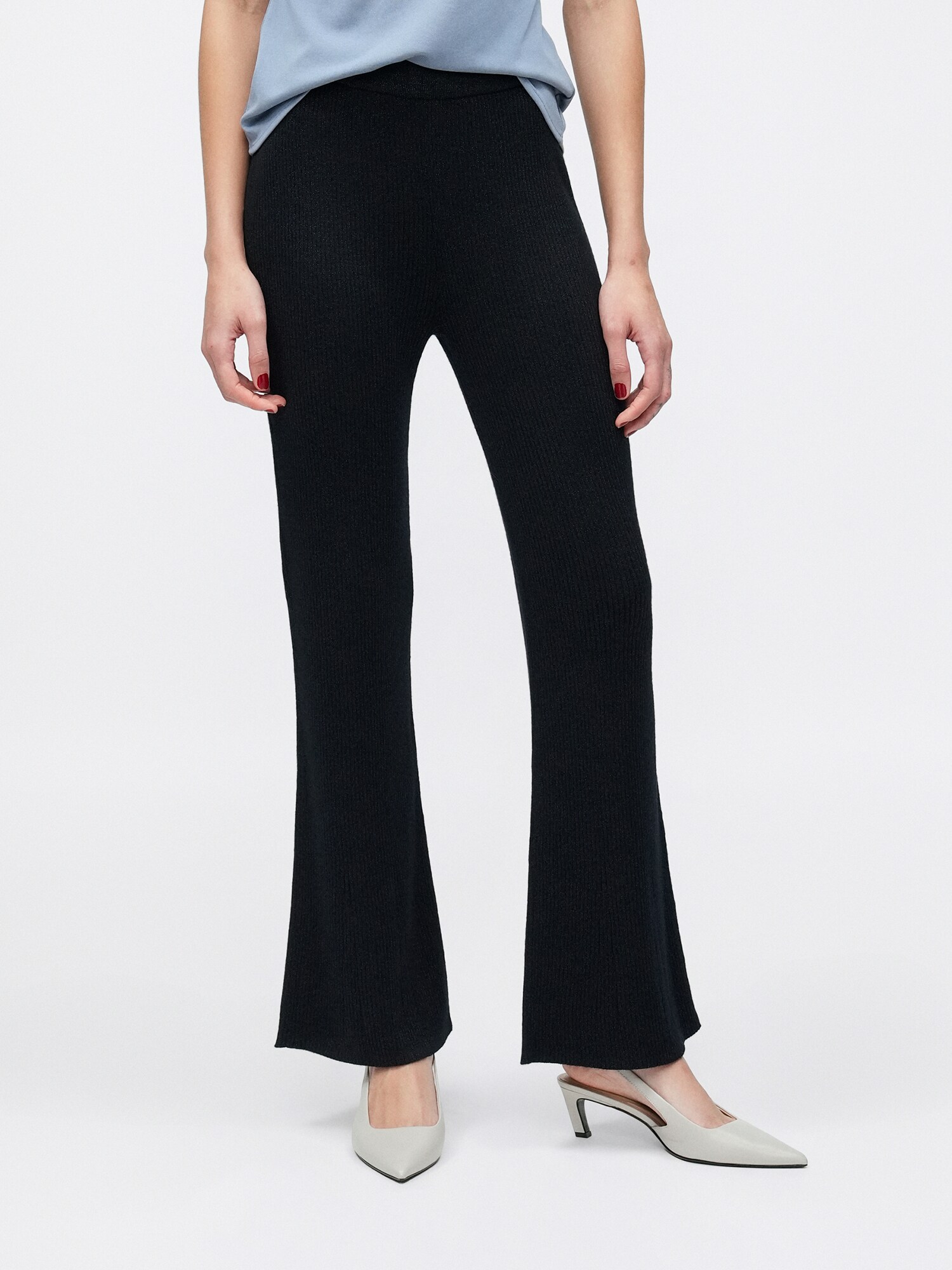 Calvin Klein Jeans Nohavice  tmavomodrá (obrázok 2)