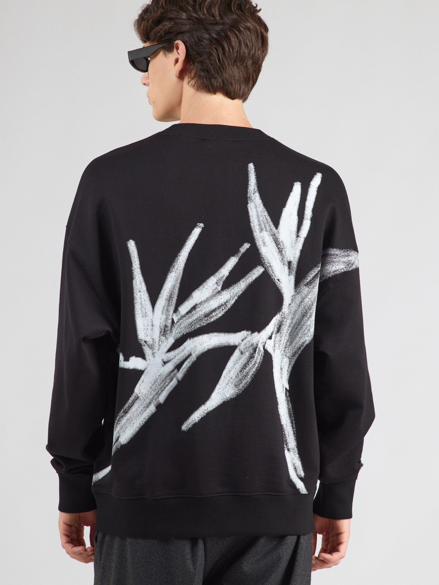 HUGO Sudadera 'Darislong' negro / blanco – imagen 3