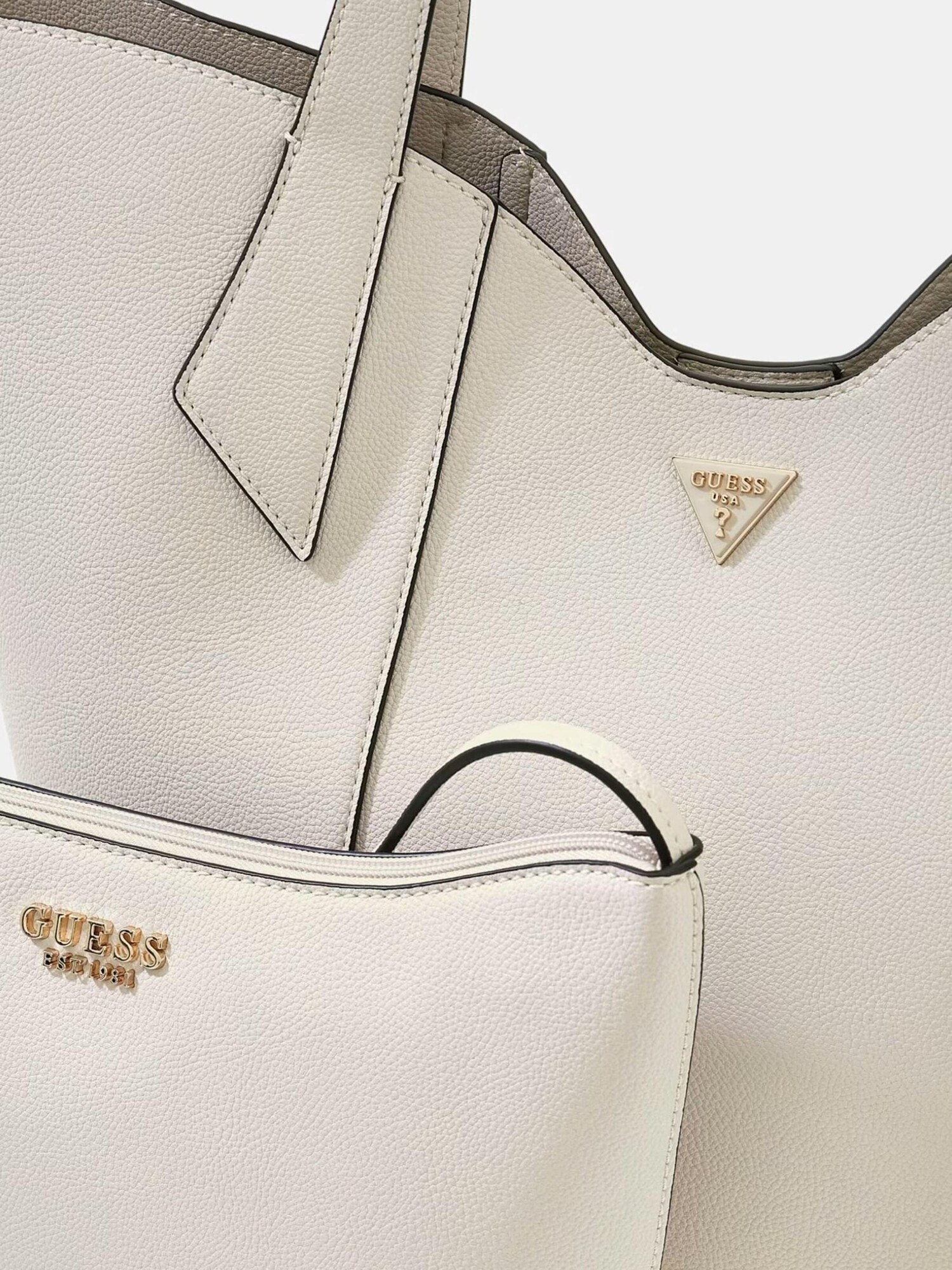 GUESS Bolso de hombro 'Isola'  rosa – imagen 2
