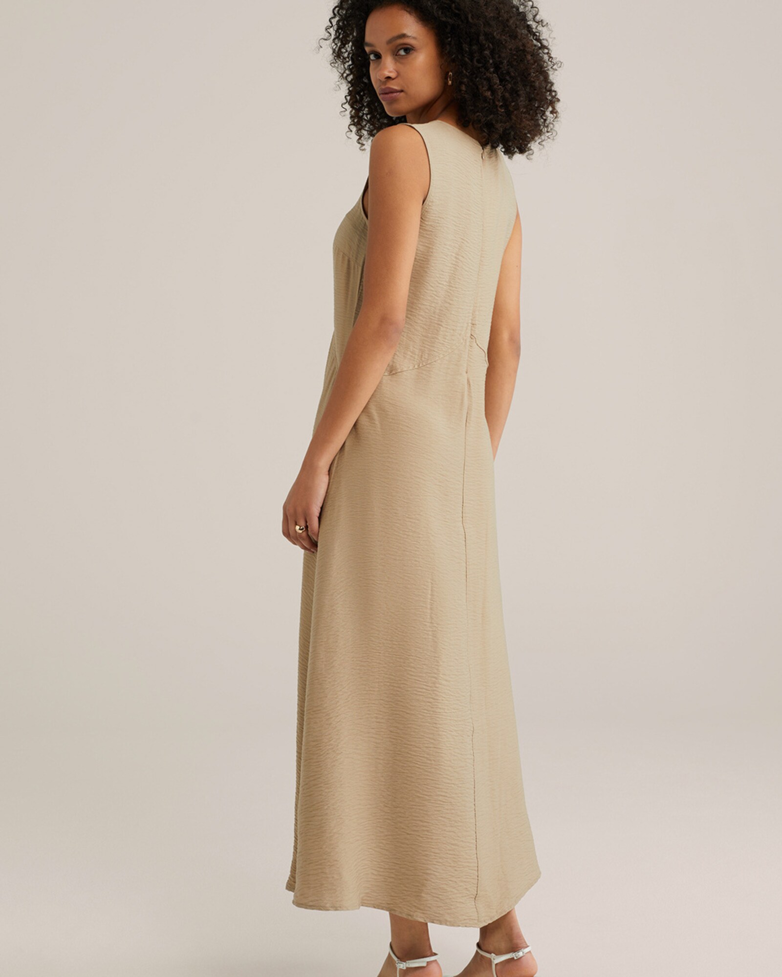 WE Fashion Estélyi ruhák  bézs termék 2. képe
