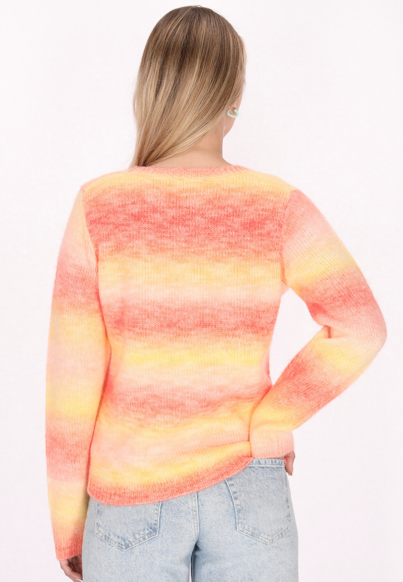 Thumbnail - Pullover