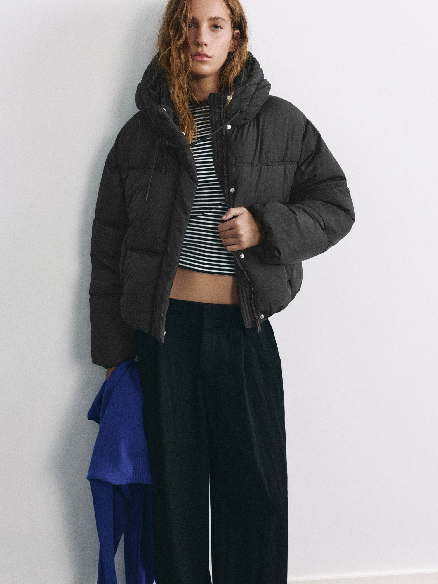 Pull&Bear Geacă de primăvară-toamnă negru