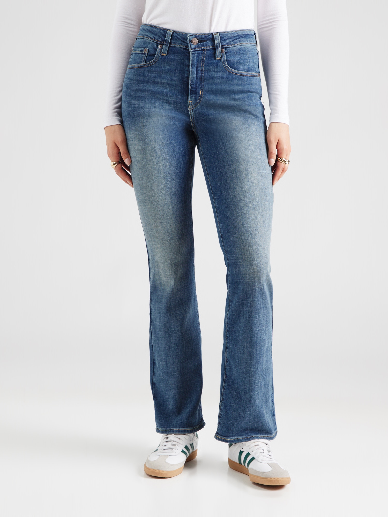 Thumbnail - Jeans