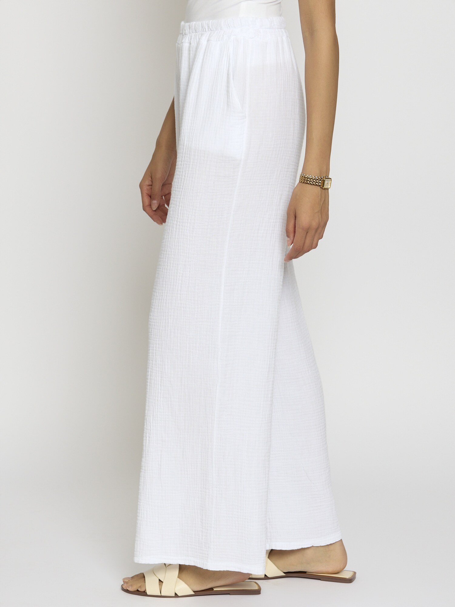 Thumbnail - Lilavie Hose Edaa