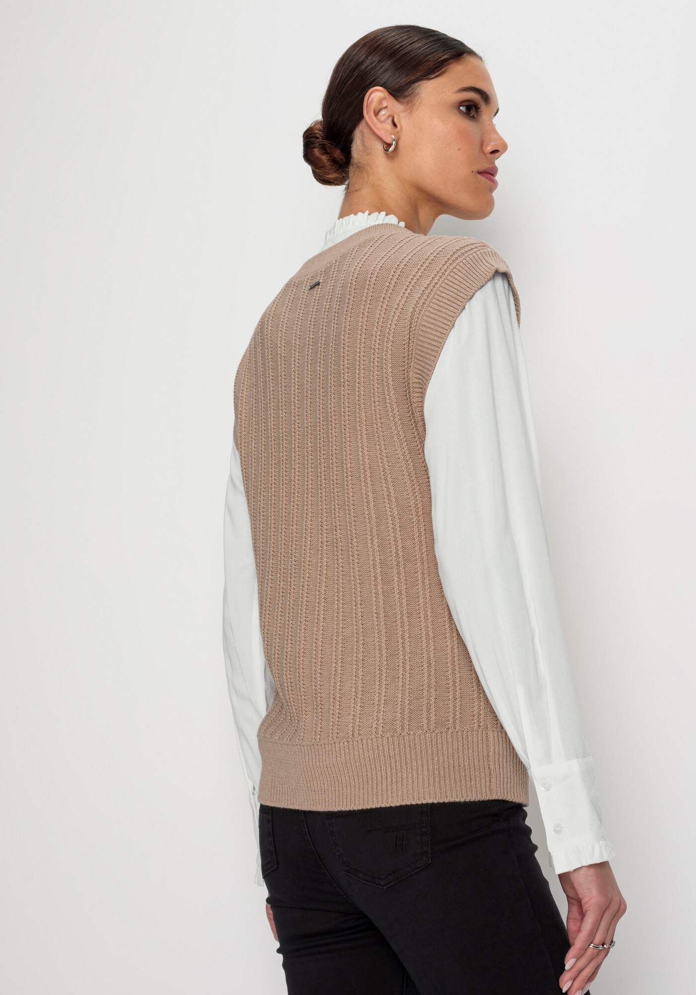 Thumbnail - Pullover