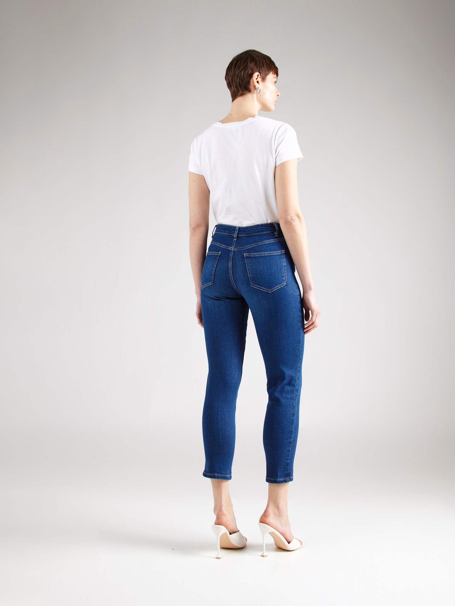 Thumbnail - Jeans