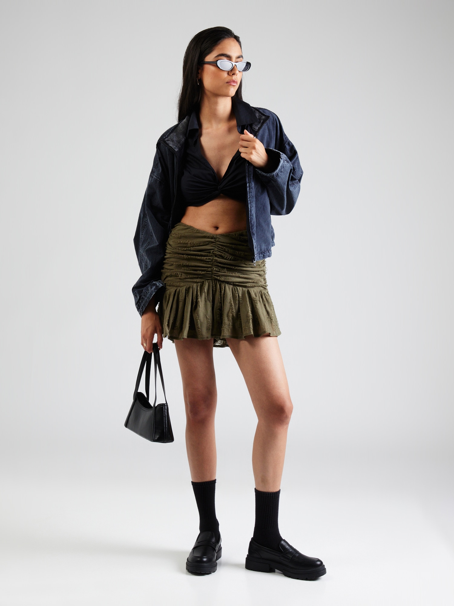 Thumbnail - IRO Rock