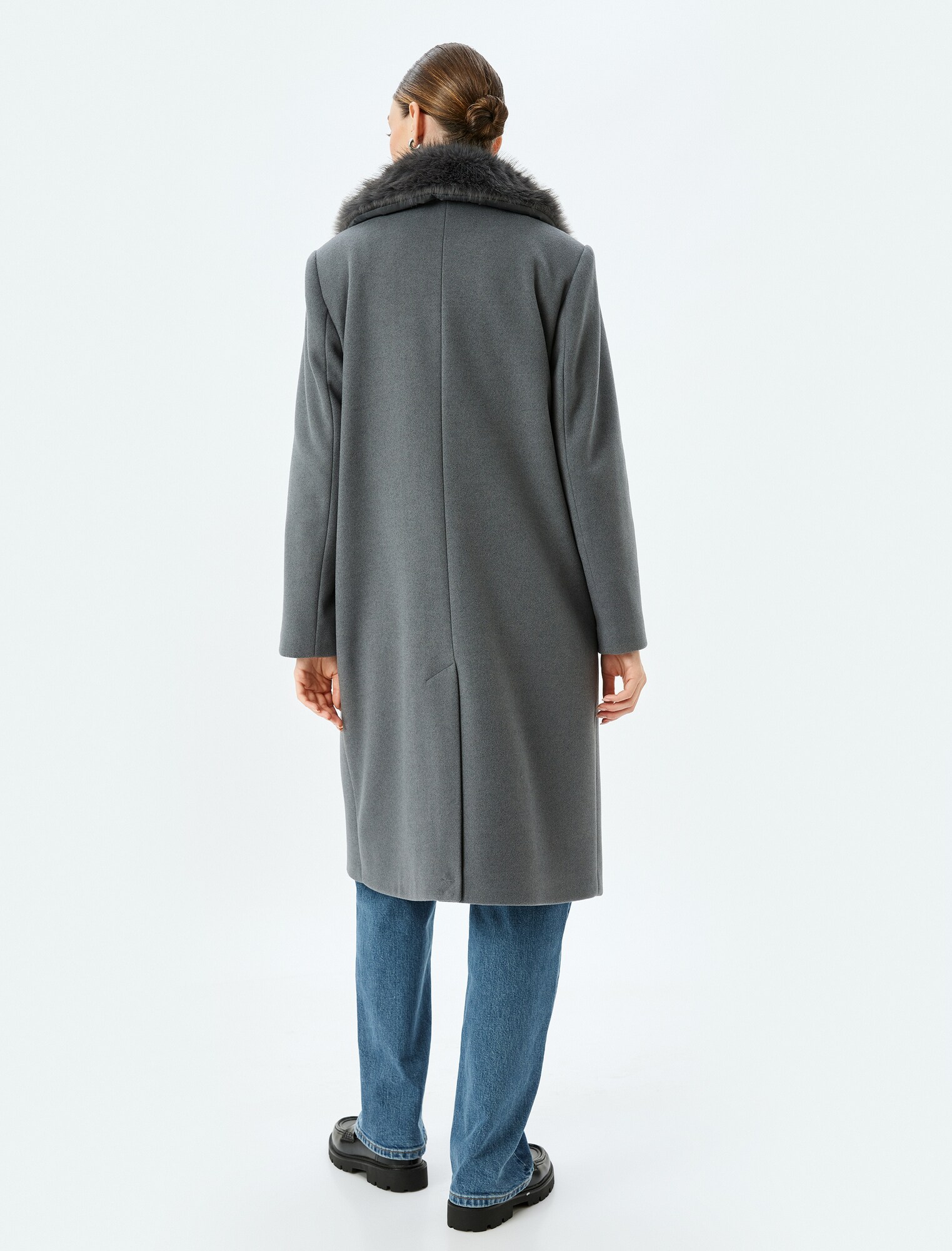 Thumbnail - Koton Mantel