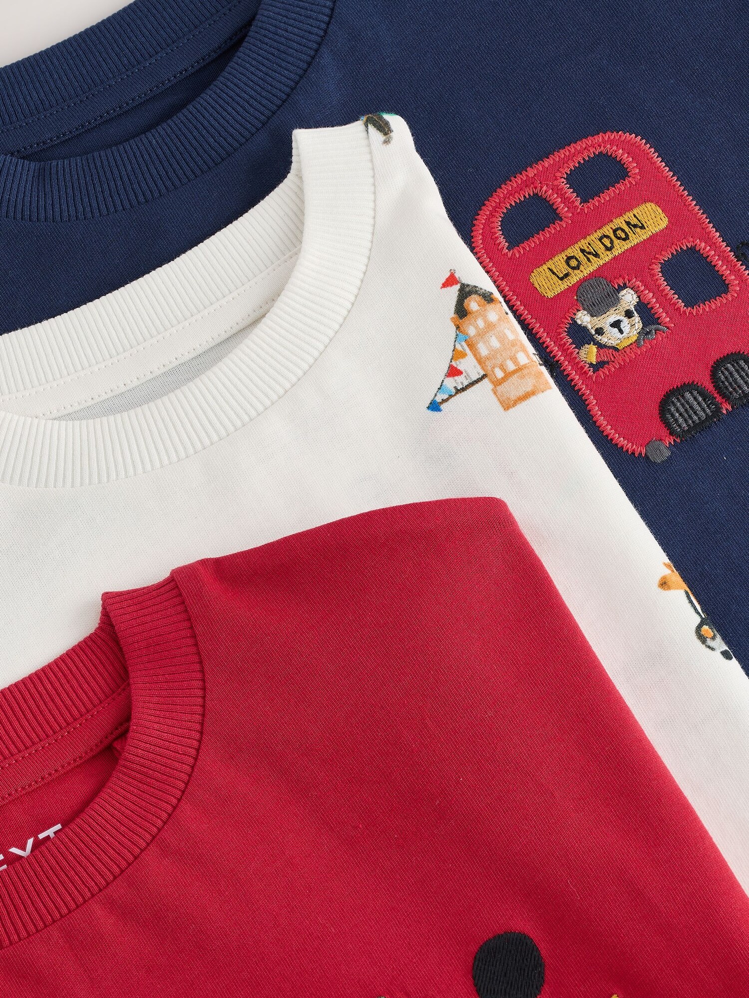 Thumbnail - T-Shirt