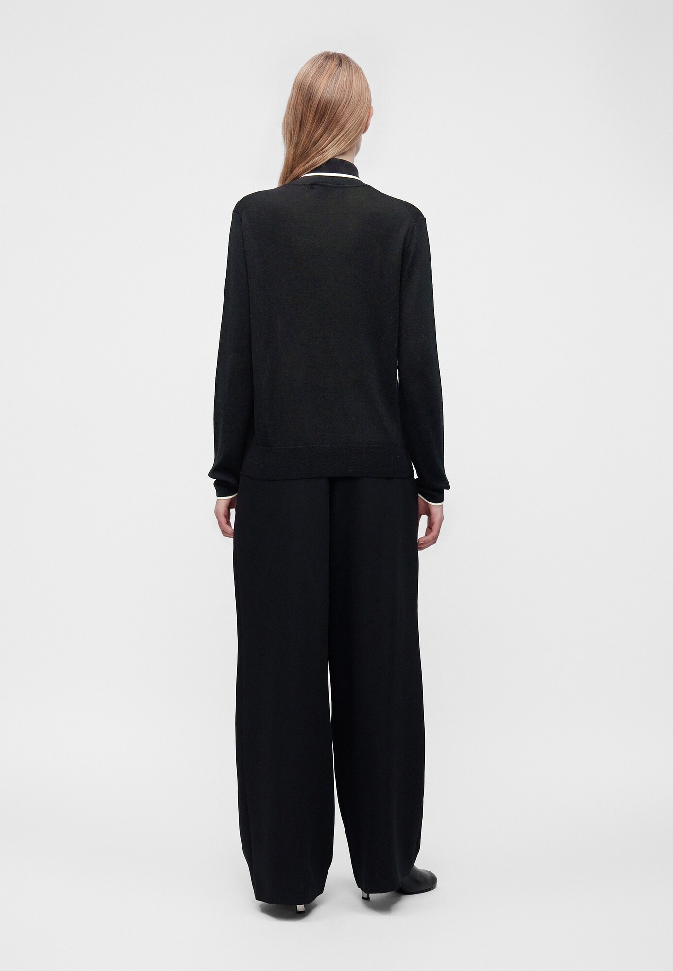 Karl Lagerfeld Jersey 'Essential'  negro – imagen 8
