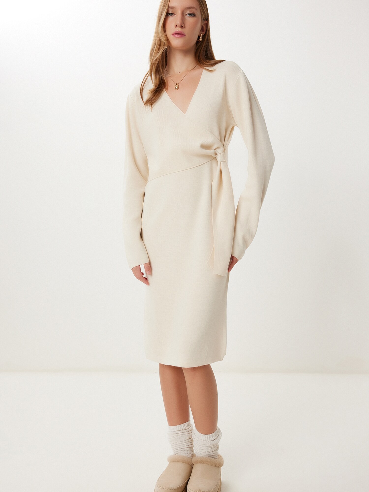 Happiness İstanbul Vestido de punto  crema