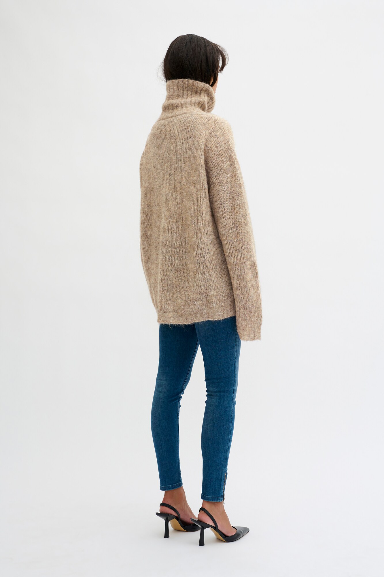 Thumbnail - Pullover