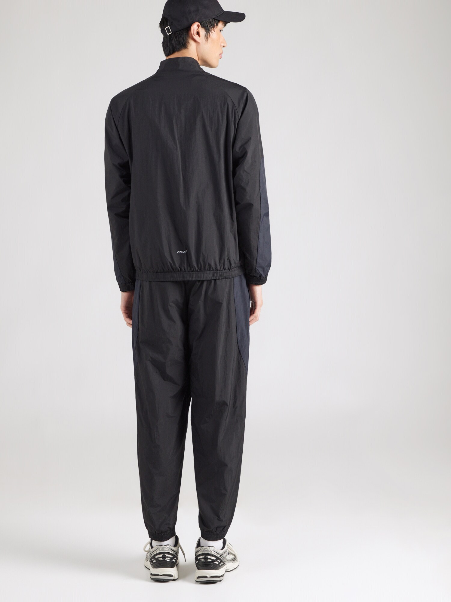 EA7 Emporio Armani Chándal 'VENTUS7' navy / negro / blanco – imagen 3