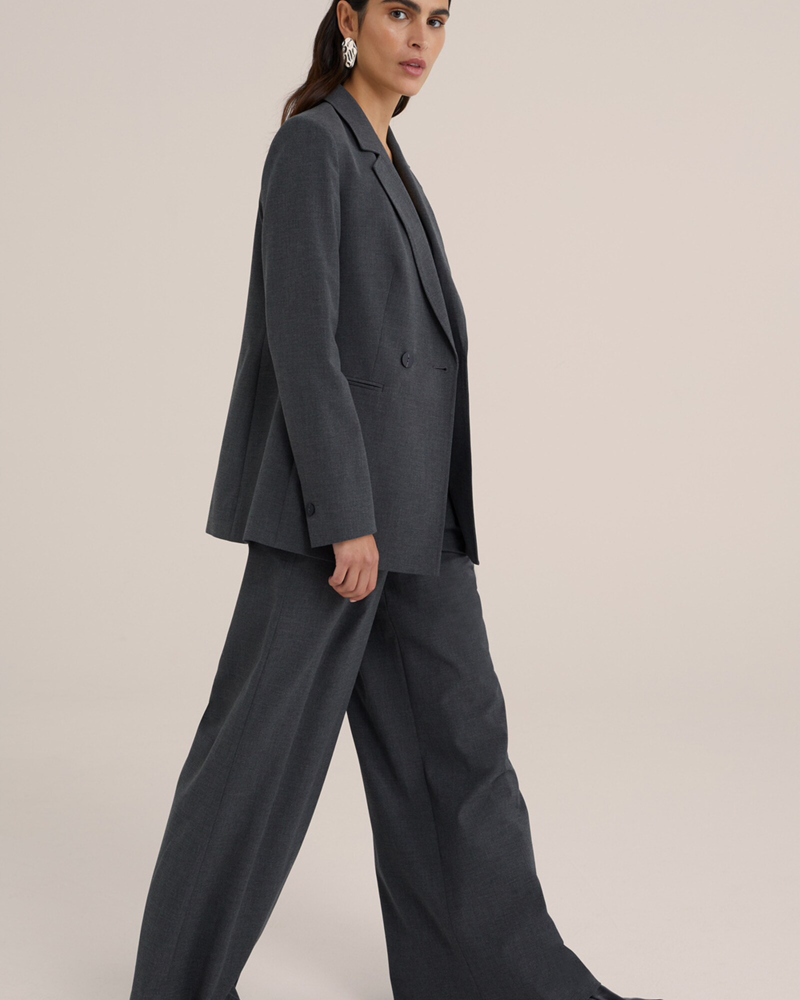 Thumbnail - Blazer